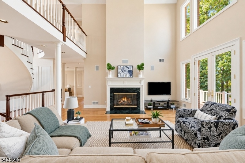 Great Room (2 of 3)