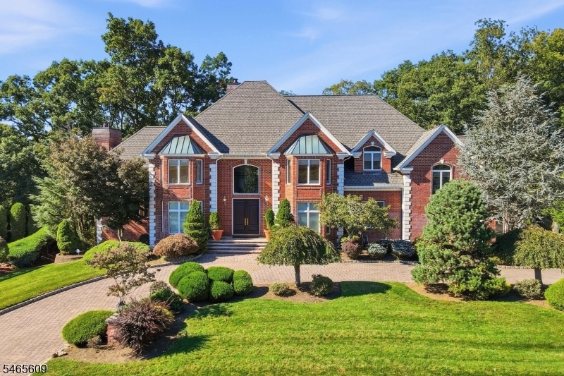 Front of Home (1 of 3)