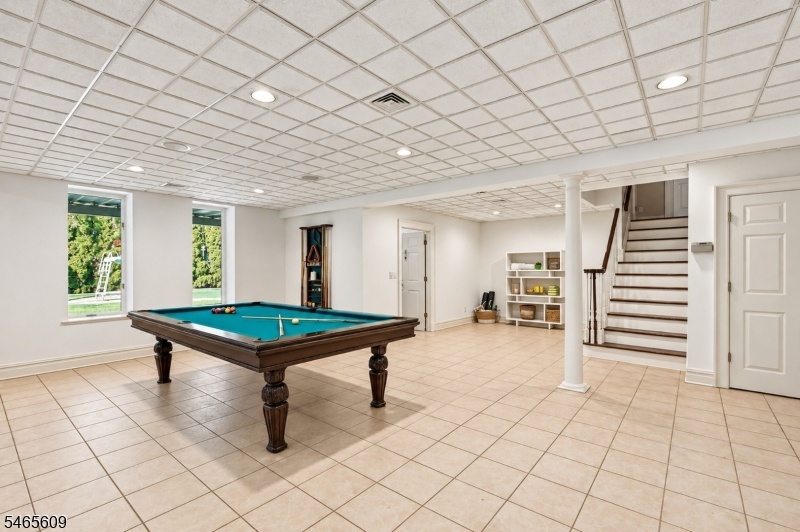 Lower Level (1 of 6)