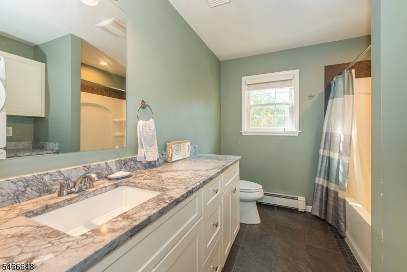 Full Bath w/marble vanity