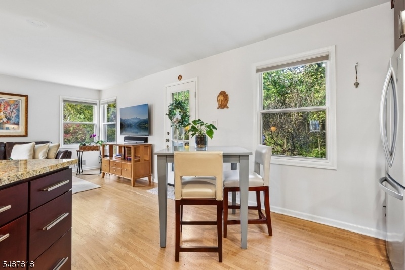 Kitchen/Open Concept