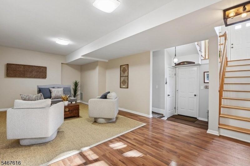 Basement/Rec-Room