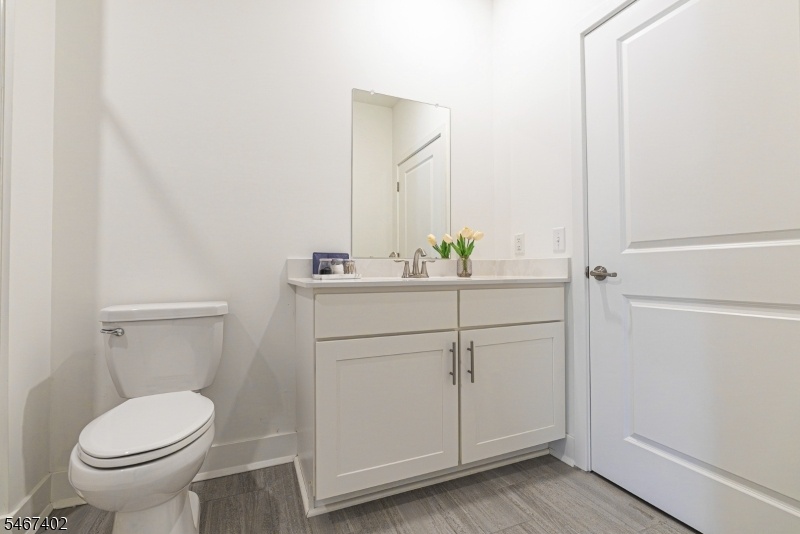 2nd Floor Bathroom