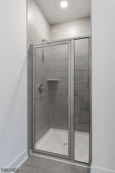 1st Floor Bathroom