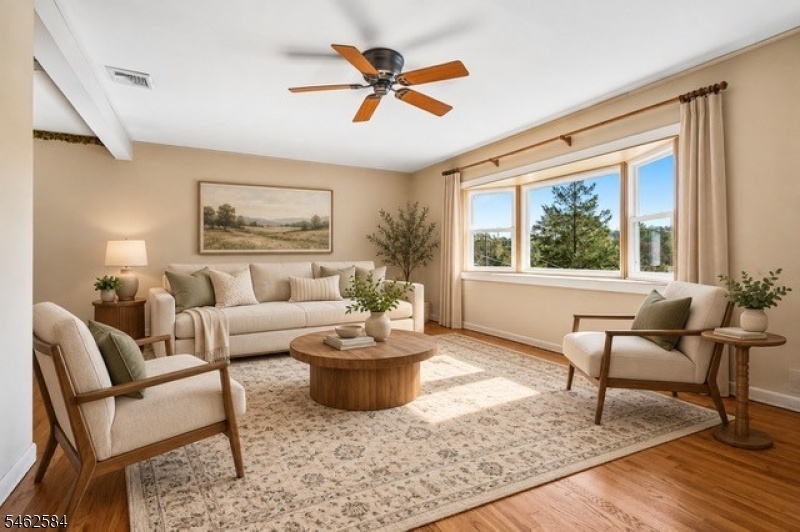 LIVING ROOM-AI STAGED
