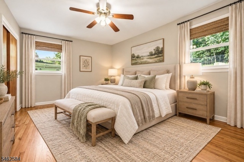 PRIMARY BEDROOM - AI STAGED