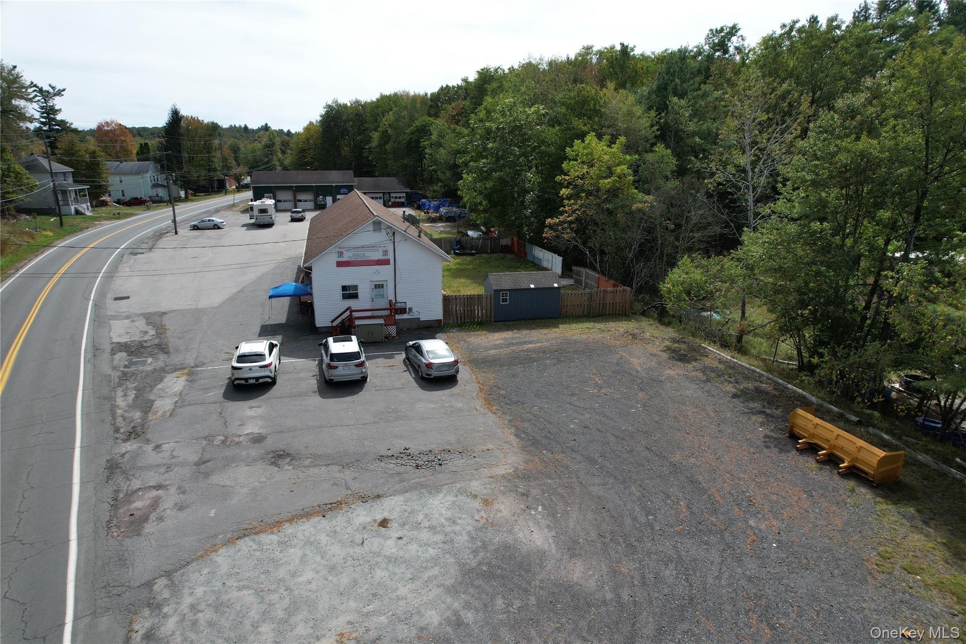 Drone / aerial view