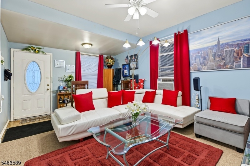 B - Living Room