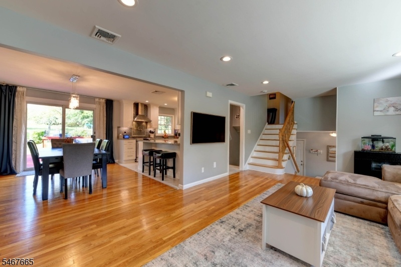Living Room/Dining Room