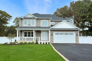 Elegant & Timeless Classic Family Residence in Dix Hills