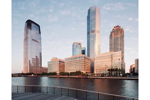 Luxury Living with Spectacular River View and Manhattan Skyline