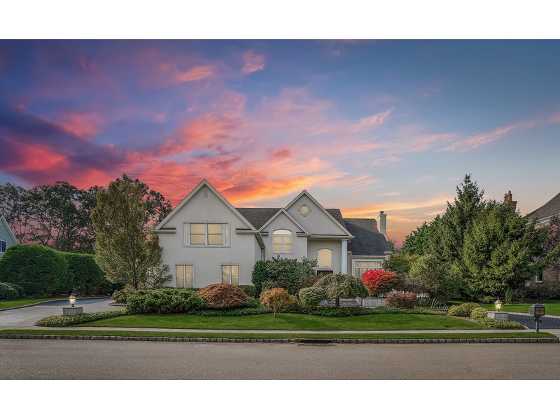 118 Fig Dr, Dix Hills, NY, 11746 6 BR for sale, singlefamily sales