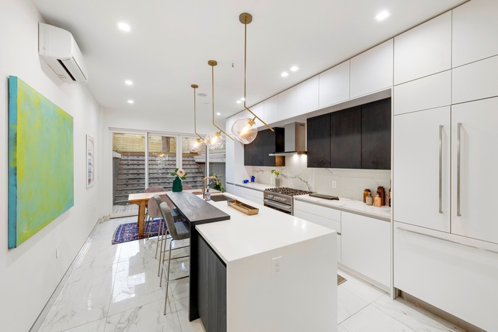Spectacular Modern Townhouse With Rooftop Views In Park Slope 4