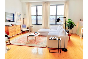 HUGE BUSHWICK LOFT HIGH CEILINGS PENTHOUSE CORNER CONDO WASHER DRYER IN UNIT NO FEE