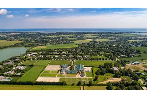 Bridgehampton South Equestrian Facility on Over 20 Acres
