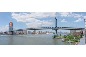 **Two Bedroom Condo with Stunning Manhattan views!**