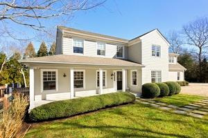 Remodeled stylish designer home in East Hampton