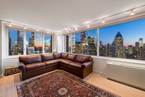 Pristine High Floor Corner 3-Bed Condo on Billionaires Row