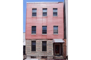 Expansive Townhouse in the Heart of Greenpoint