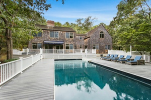 Entertainer's Dream in Wainscott