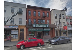 Retail space (laundromat) + 3 residential units in Journal Square, Jersey City NJ