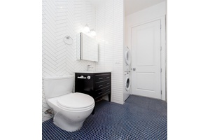 STEPS FROM BARUCH COLLEGE,MADISON SQUARE PARK,PERFECT SHARE 1.5 MONTH FREE RENT AND NO FEE, WASHER AND DRYER
