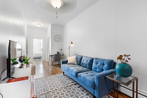1 bd / 1 ba condo with exposed brick, downtown Hoboken