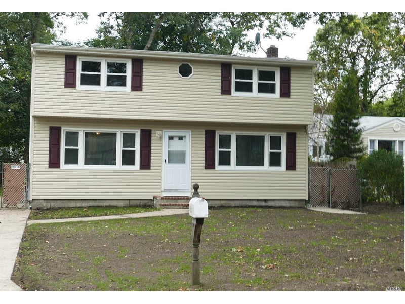 14 Rosemary Ln, Centereach, NY, 11720 4 BR for sale, Residential