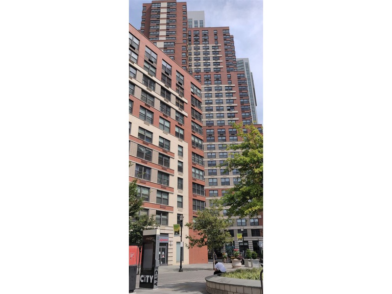 102 CHRISTOPHER COLUMBUS DR, JC, Downtown, NJ, 07302 for rent, Condo