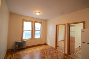Astoria: Rent Stabilized 2 Bedroom (Both Queen Sized) For Rent Off 30th Avenue