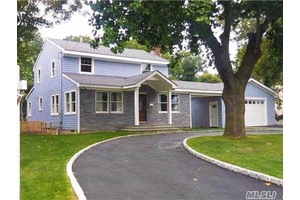 Large Colonial