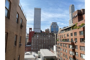 No Fee! Spacious 1BED/1BATH at 40 Park Avenue