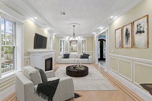 Detached Victorian With Modern Luxuries & Prime Park Location!