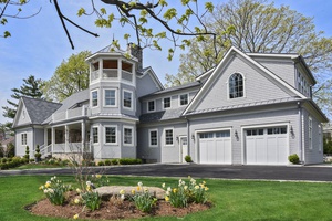 Custom Built Shore Colonial on the Greenwich Coastline