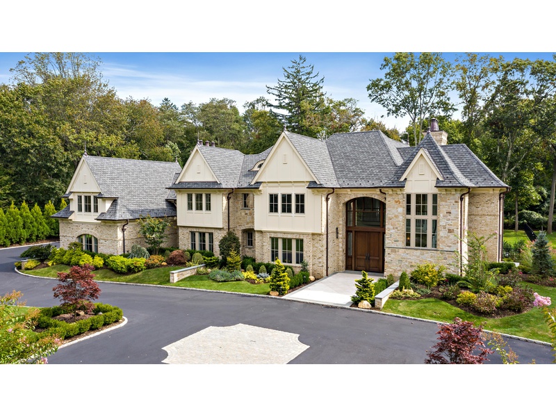 12 Wenwood Dr, Brookville NY, Glen Head, NY, 11545 7 BR for sale