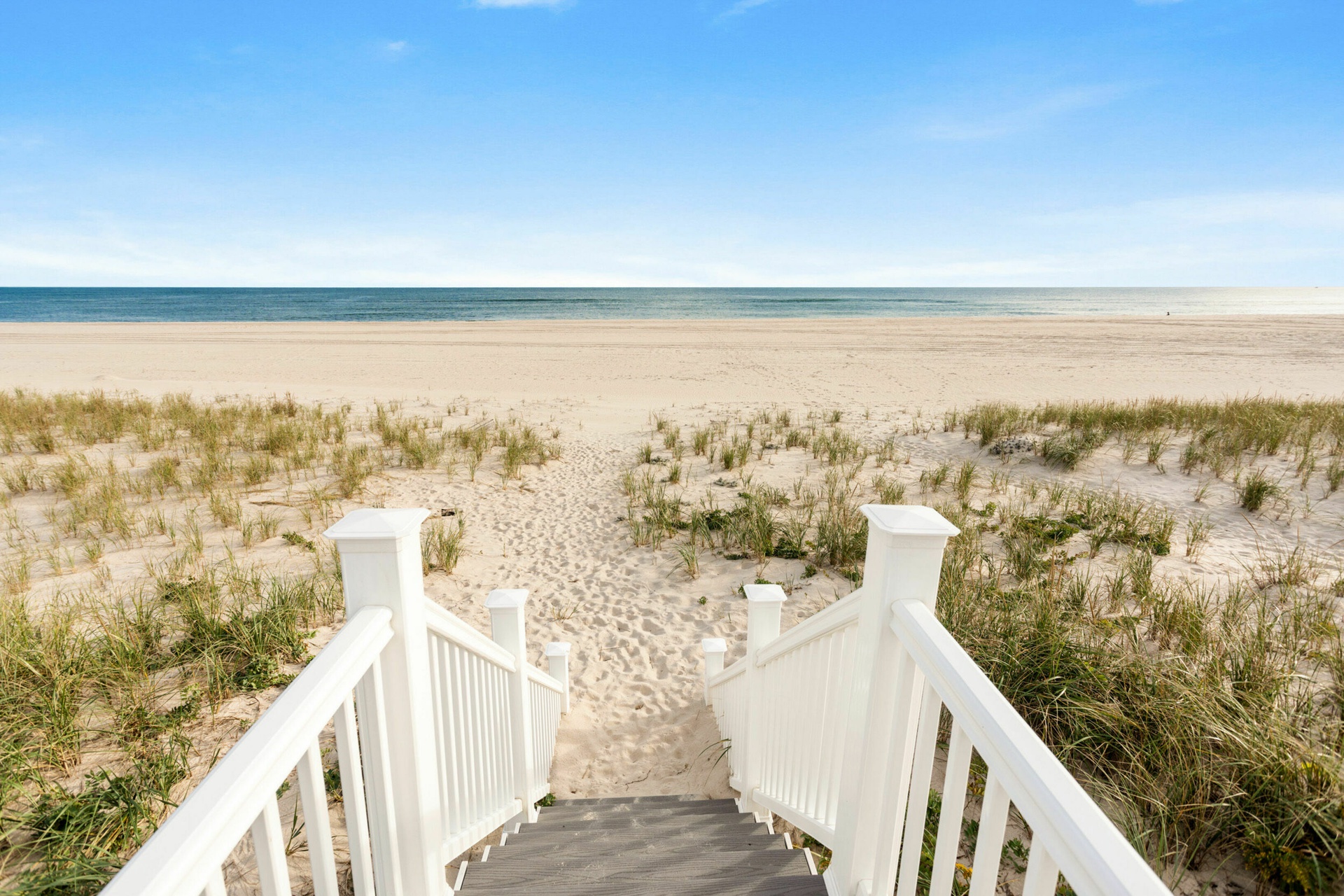 753 Dune Rd, Westhampton Beach, New York, 11978 4 BR for sale, single