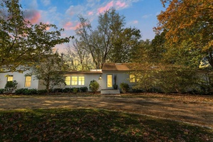 Private Sag Harbor Oasis