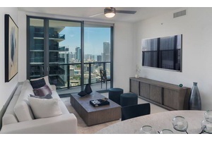 2 MONTHS FREE| Beautiful Brickell| Alluring and Spacious 3 beds 2 baths