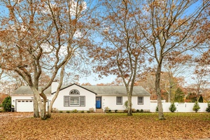 Spacious Ranch in Hampton Bays with Heated Pool