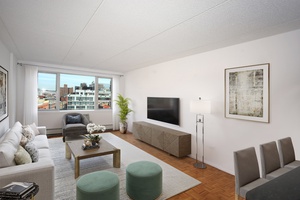 No Fee 2 Bed/1 Bath Apartment in Luxury Noho Building
