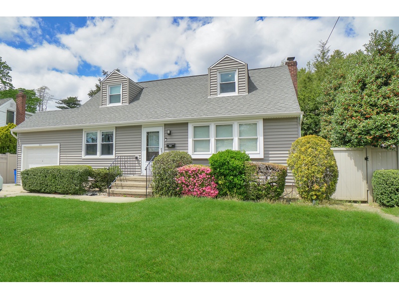 161 Ava Dr, East Meadow, NY, 11554 4 BR for sale, Residential sales