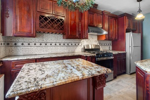 Fully Renovated 2 Bedroom in Elmhurst