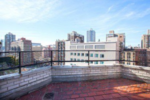 Offering a Jr. 1 with large terrace for sale in Murray Hill