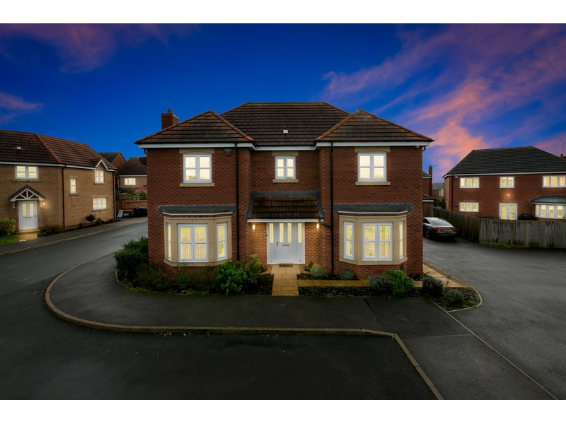 Holly Close, Great Glen, Leicester, Leicestershire, LE8 9AH 4 BR for