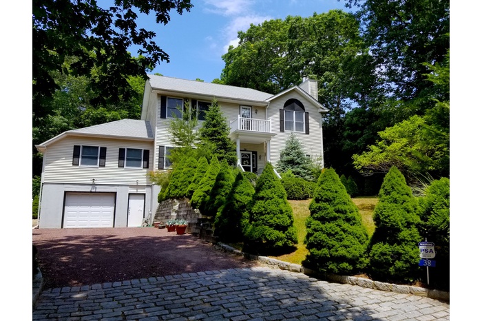 Southampton 4BR+/4 BATH/POOL/Close to Village/Towd Pt Beach