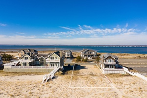 HAMPTONS OCEANFRONT LIFESTYLE BUILD YOUR DREAM HOME