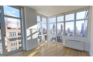 3 Months Free & No Fee! 2 BR/ 2.5 BA in Chelsea Luxury Doorman Building