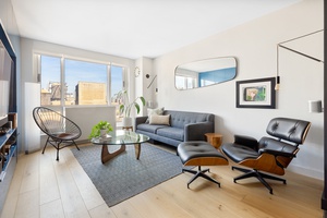 Modern renovated, High-floor One bedroom at Zeckendorf Towers