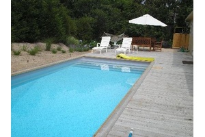 Amagansett Dunes Cottage With Pool