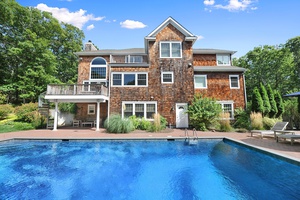 Immaculate Home on 2 Acres!